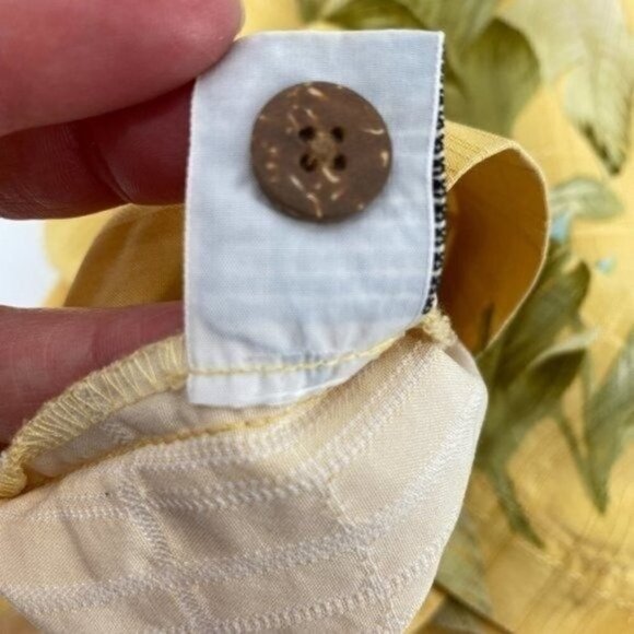 Tommy Bahama Yellow Tropical Silk Short Sleeve Button Down Vacation Large Shirt - Picture 8 of 8